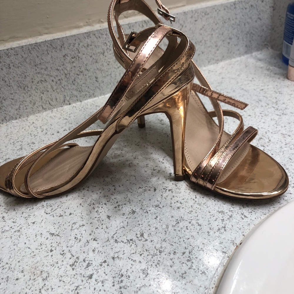 Sandals - Picture 4 of 4